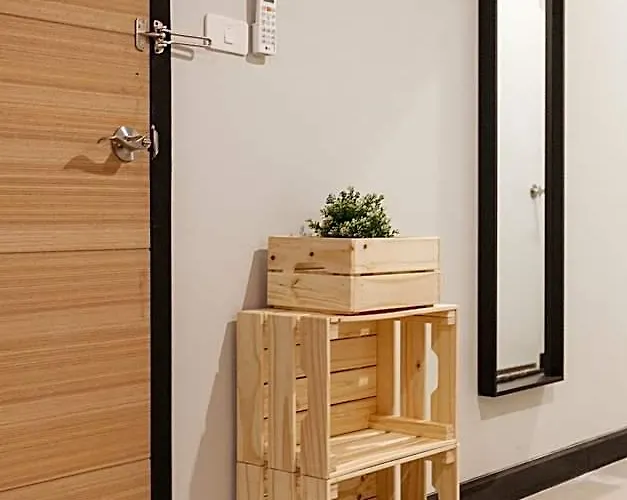 아파트 S1 Large Duplex Silom 3 Beds, Full Kitchen Wifi