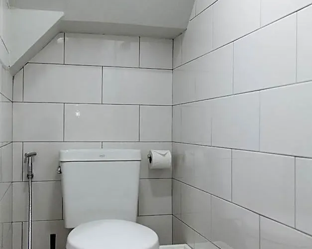 S1 Large Duplex Silom 3 Beds, Full Kitchen Wifi *